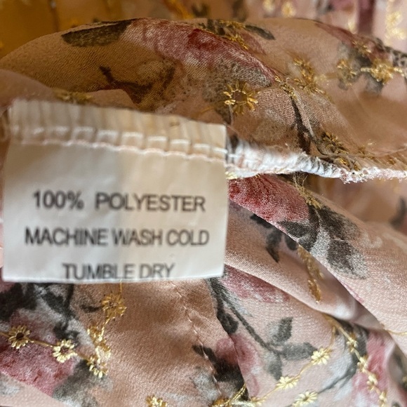 Kindred mauve with gold embellishment floral blouse - Picture 5 of 7
